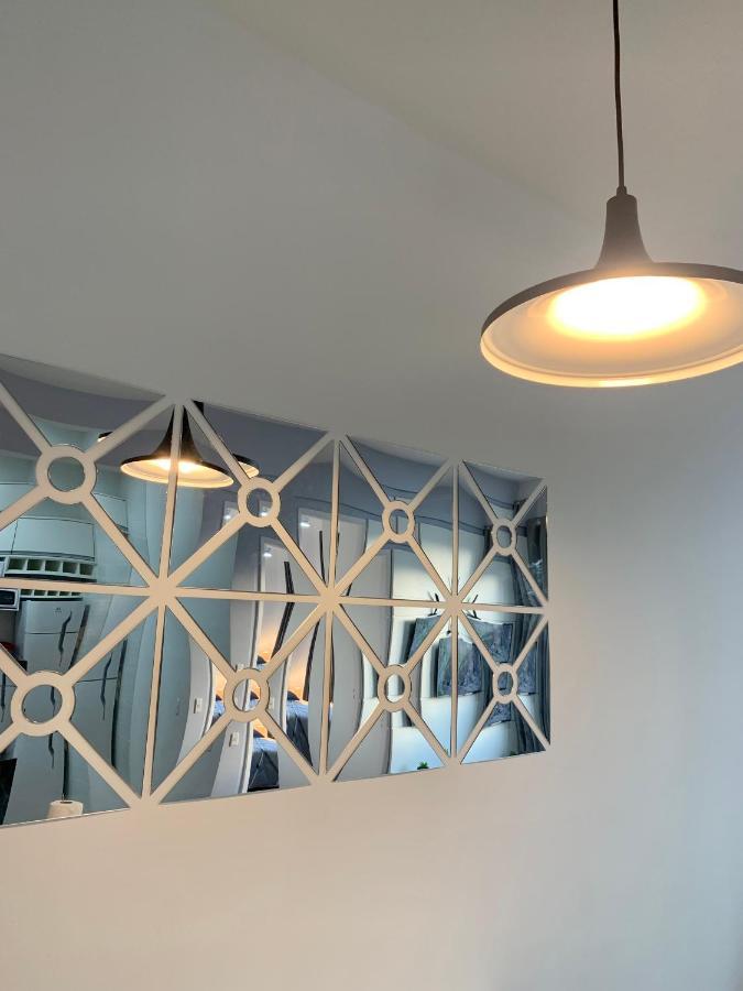 707- Apartamento Encantador, Amplo E Decorado, Quarto, Sala, Cozinha, Mobiliario Moderno, Cozinha Completa Com Utensilios , Excelente Vista Da Cidade E Localizacao Privelegiada No Bairro Bigorrilho Curitiba Ngoại thất bức ảnh