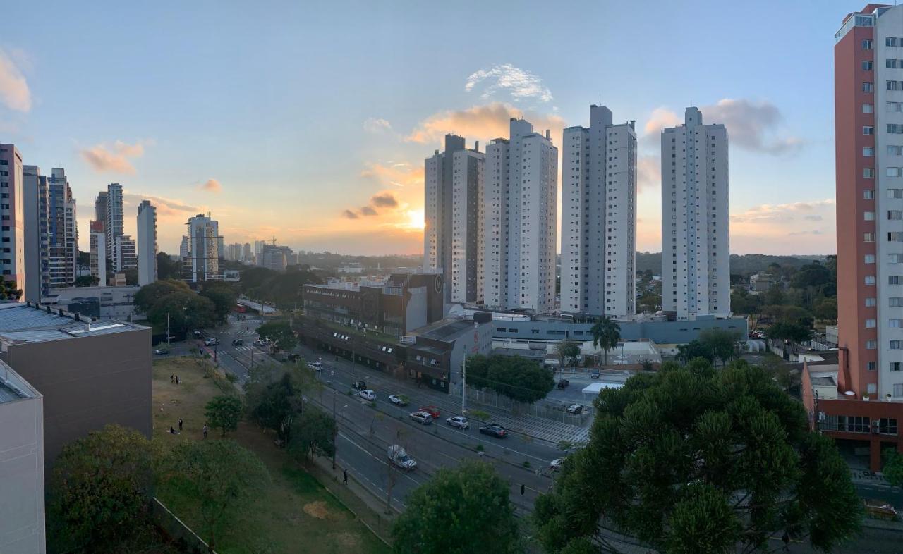 707- Apartamento Encantador, Amplo E Decorado, Quarto, Sala, Cozinha, Mobiliario Moderno, Cozinha Completa Com Utensilios , Excelente Vista Da Cidade E Localizacao Privelegiada No Bairro Bigorrilho Curitiba Ngoại thất bức ảnh