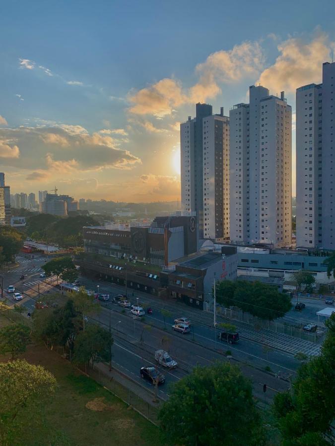 707- Apartamento Encantador, Amplo E Decorado, Quarto, Sala, Cozinha, Mobiliario Moderno, Cozinha Completa Com Utensilios , Excelente Vista Da Cidade E Localizacao Privelegiada No Bairro Bigorrilho Curitiba Ngoại thất bức ảnh