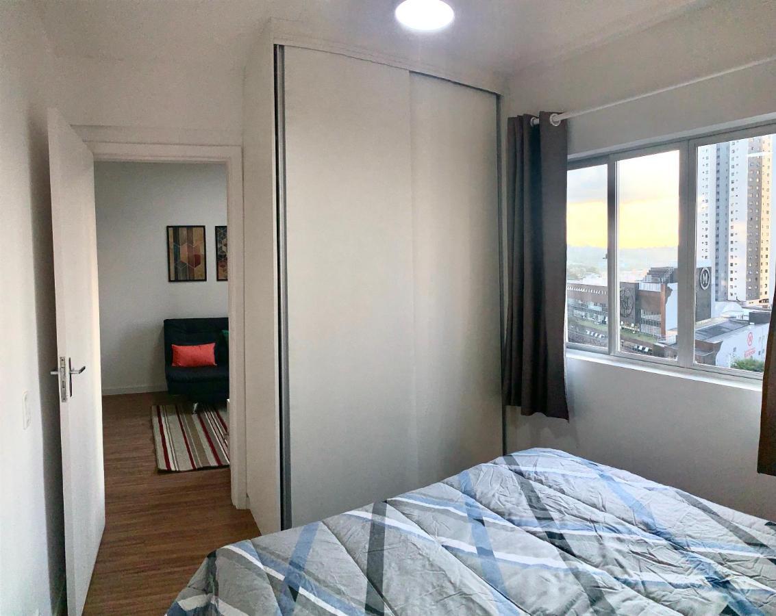 707- Apartamento Encantador, Amplo E Decorado, Quarto, Sala, Cozinha, Mobiliario Moderno, Cozinha Completa Com Utensilios , Excelente Vista Da Cidade E Localizacao Privelegiada No Bairro Bigorrilho Curitiba Ngoại thất bức ảnh